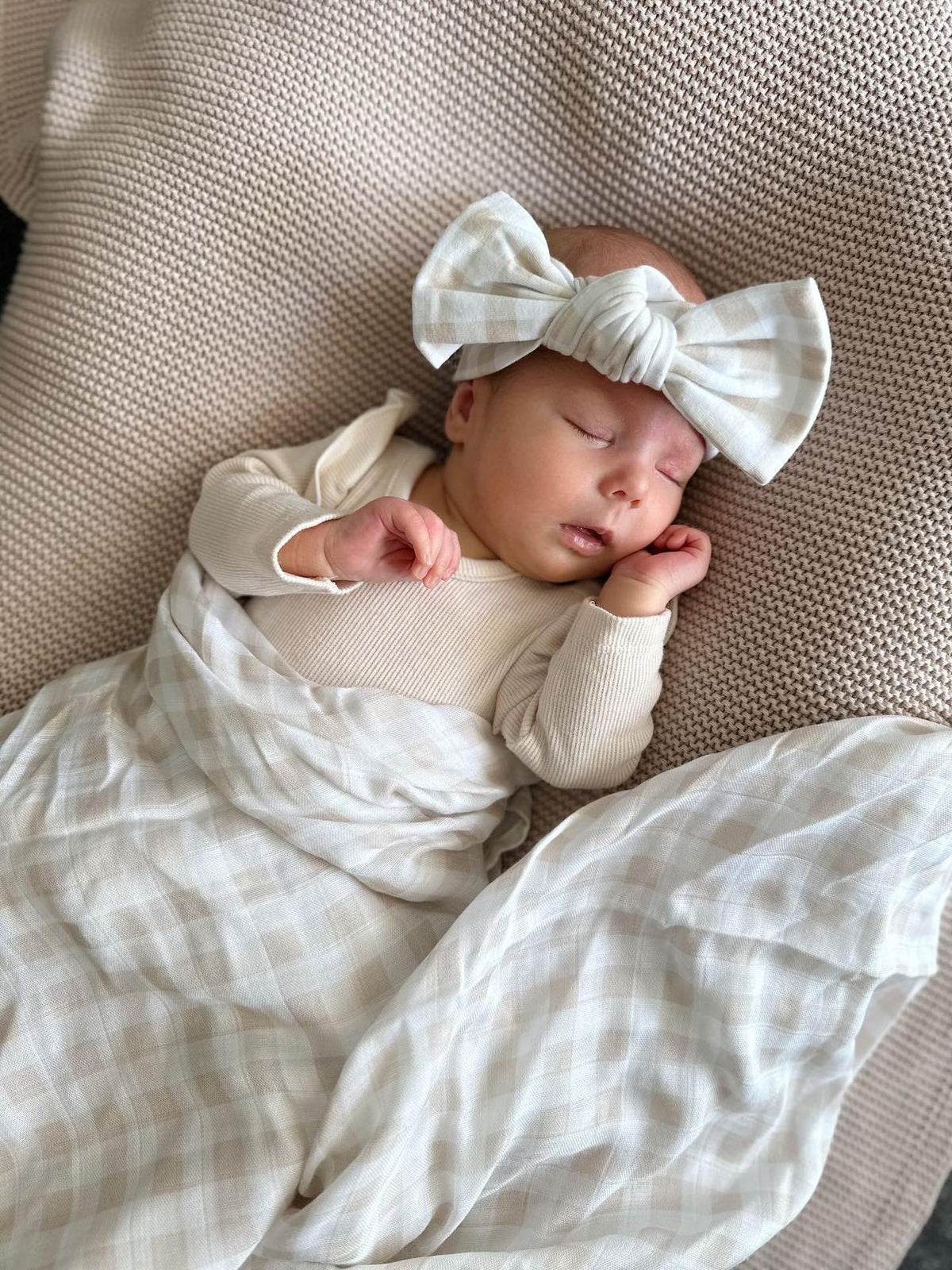 Muslin Swaddle Nude Gingham